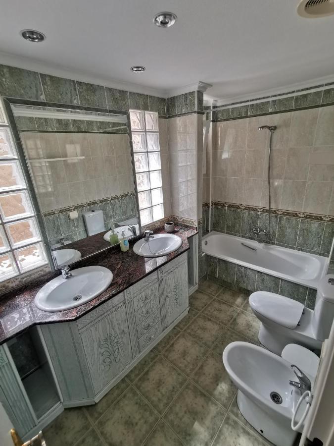 Spacious Villa With Private Pool And Beach Views El Moncayo Exterior photo