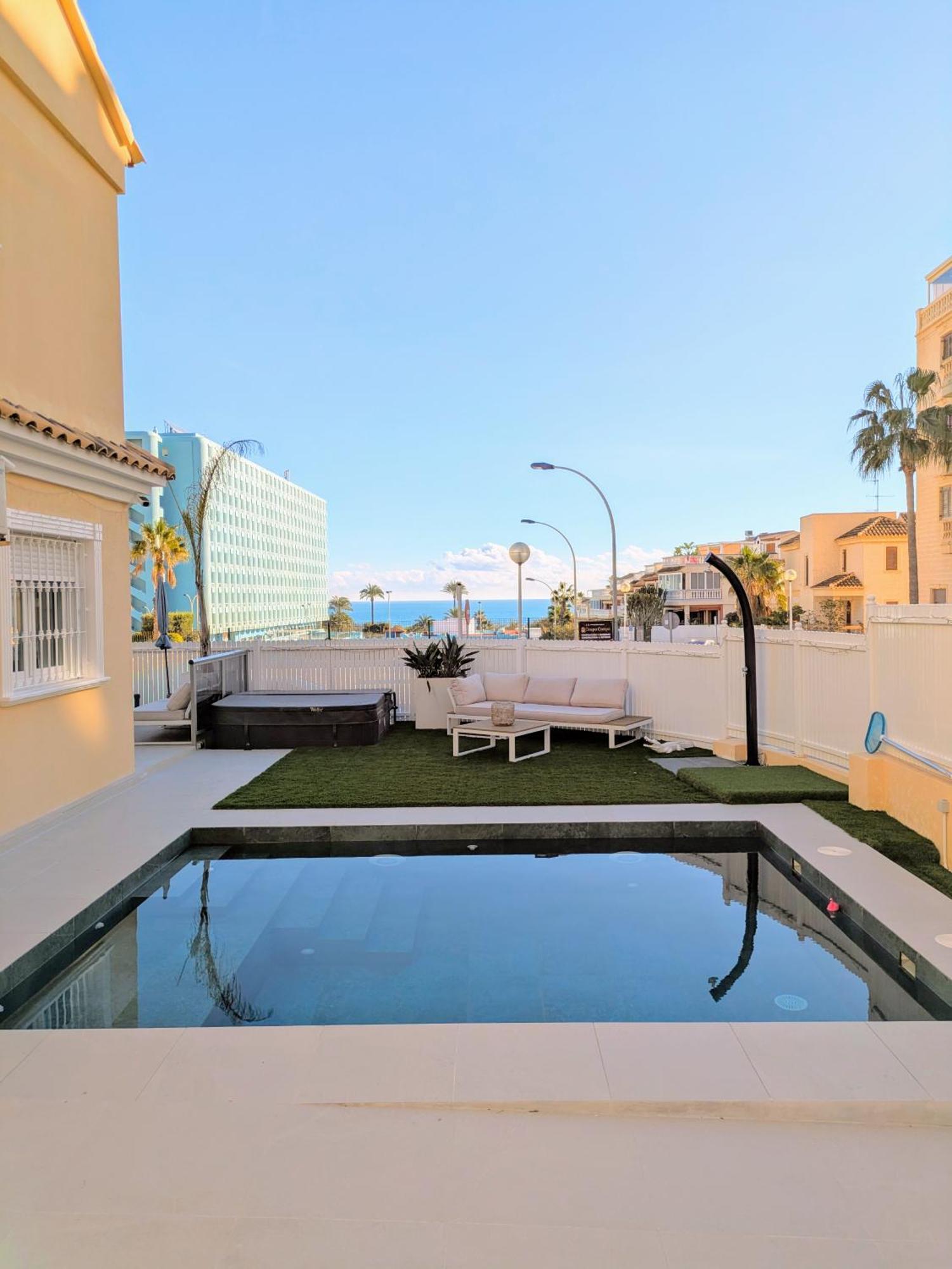 Spacious Villa With Private Pool And Beach Views El Moncayo Exterior photo